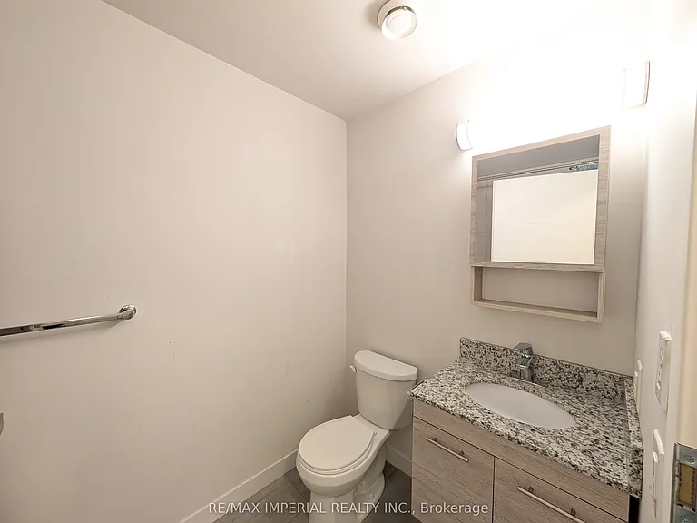 251 Hemlock St #526 — Photo 22