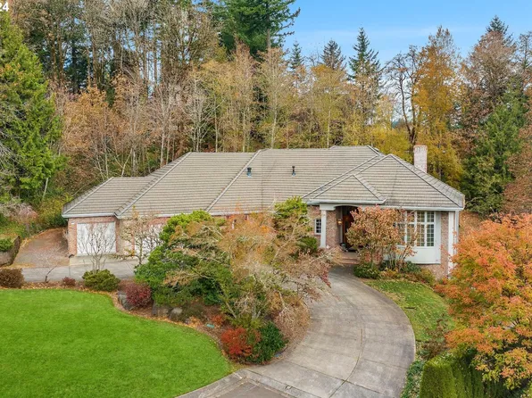 6897 SW Greenwich Dr, Portland, OR 97225