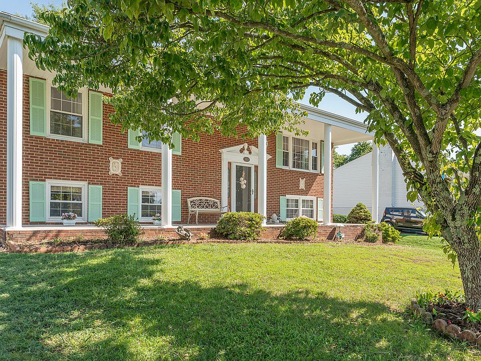 1st image of 1914 Cambridge Dr