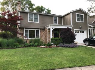 330 Lake Ave, Park Ridge, IL 60068