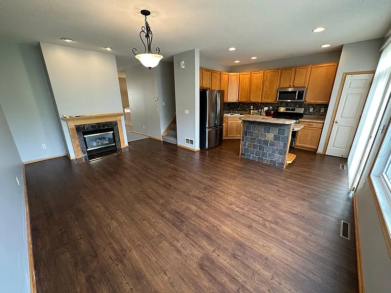 15830 Frisian Ln — Photo 2