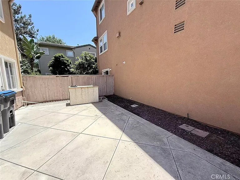 8 Pearleaf — Photo 20