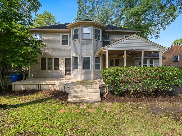 501 Asbury Ct — Photo 41