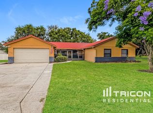 38750 James Ct, Zephyrhills, FL 33540