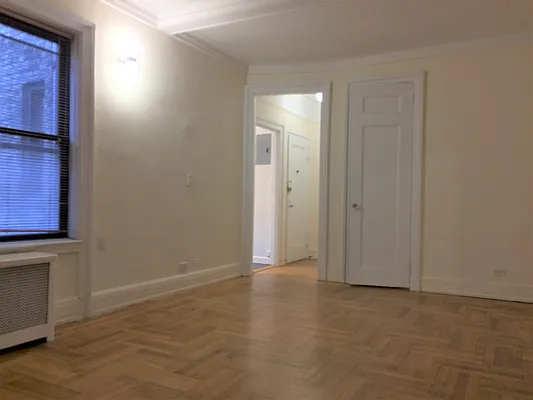 Rented by Everrock Equities | media 16