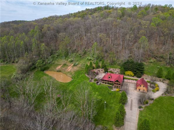 1029 Trace Creek Rd, Salt Rock, WV 25559