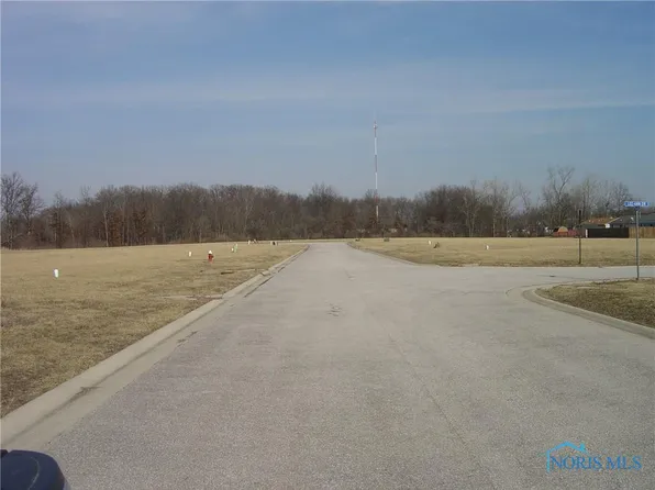 1506 Lee Ann Ave, Defiance, OH 43512