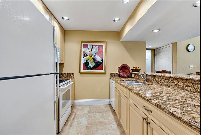 1st image of 5063 Sherwood Ln #3973-4