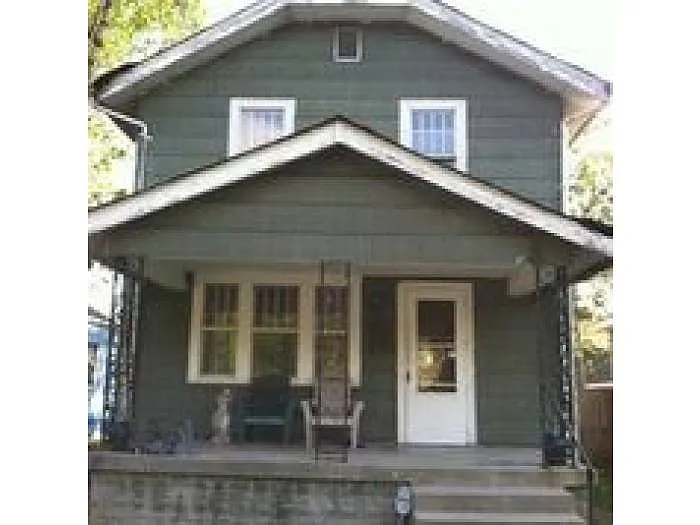 1301 Genessee Ave photo 1