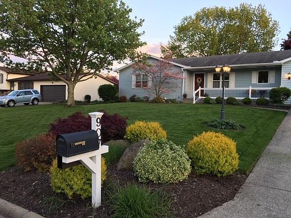 2nd image of 907 Woodview Dr