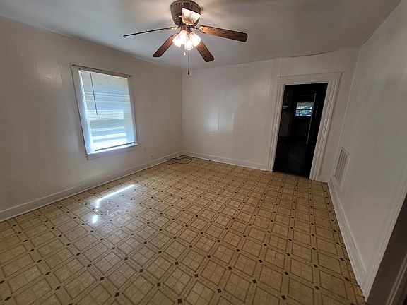 2nd image of 635 W 2nd St