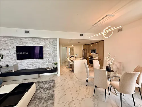 2000 Metropica Way #1409 Photo 1