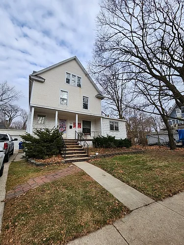 223 W Locust St #1 Photo 1