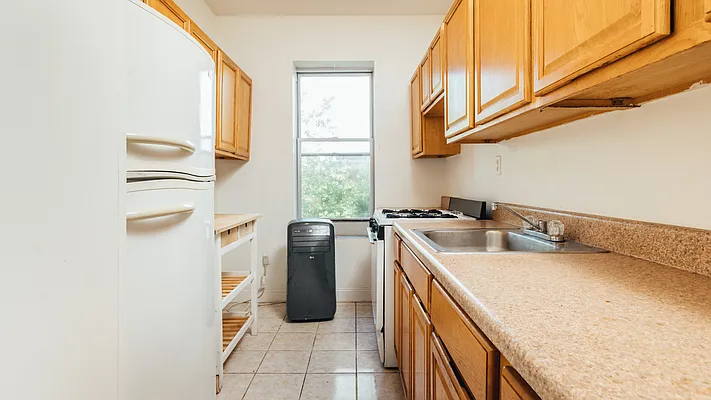 Rented by Nooklyn NYC LLC | media 4