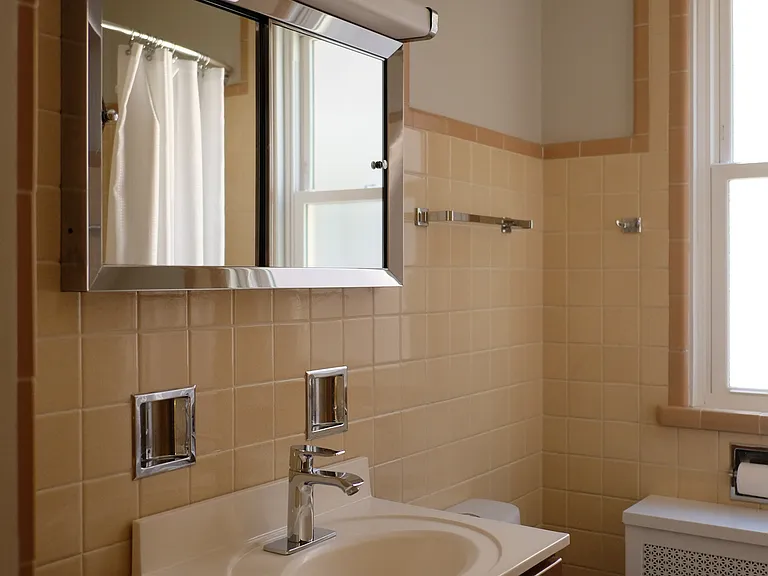 4822 N Leavitt St #2 — Photo 15