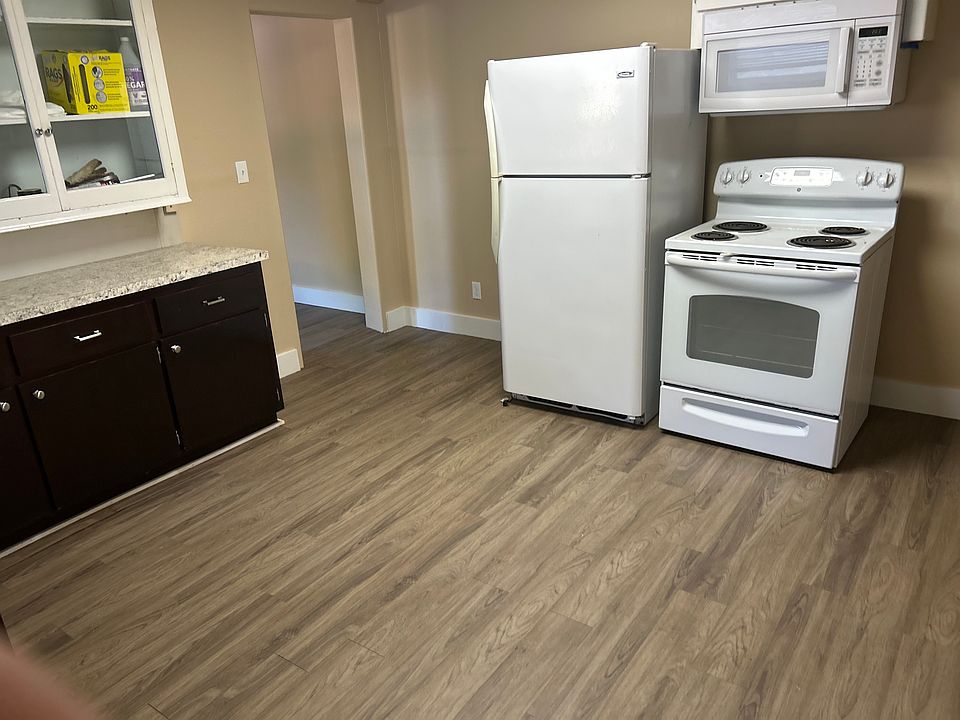 1st image of 711 E Dayton Ave #715