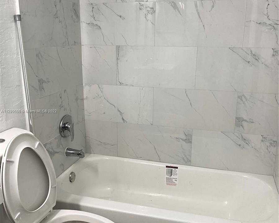 2nd image of 4415 Treehouse Ln #24E