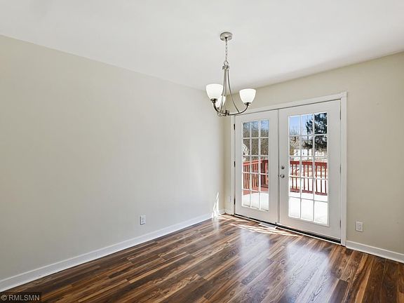 5th image of 2204 10th Ave S