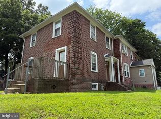 941 Glen Ter, Chester, PA 19013