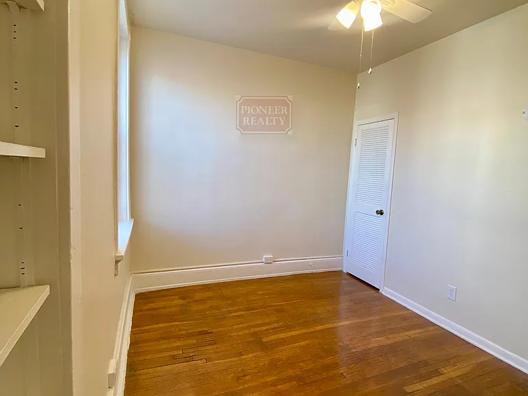 3110 Kensington Ave #8 — Photo 12