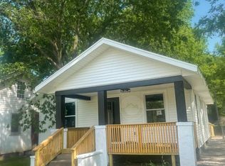 111 W Saint Louis St, Aurora, MO 65605