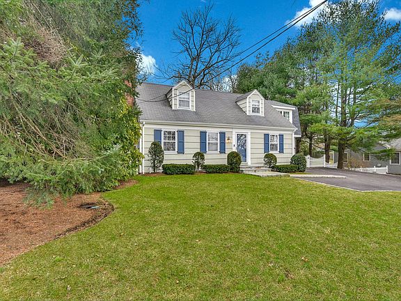 182 Hollow Tree Ridge Road