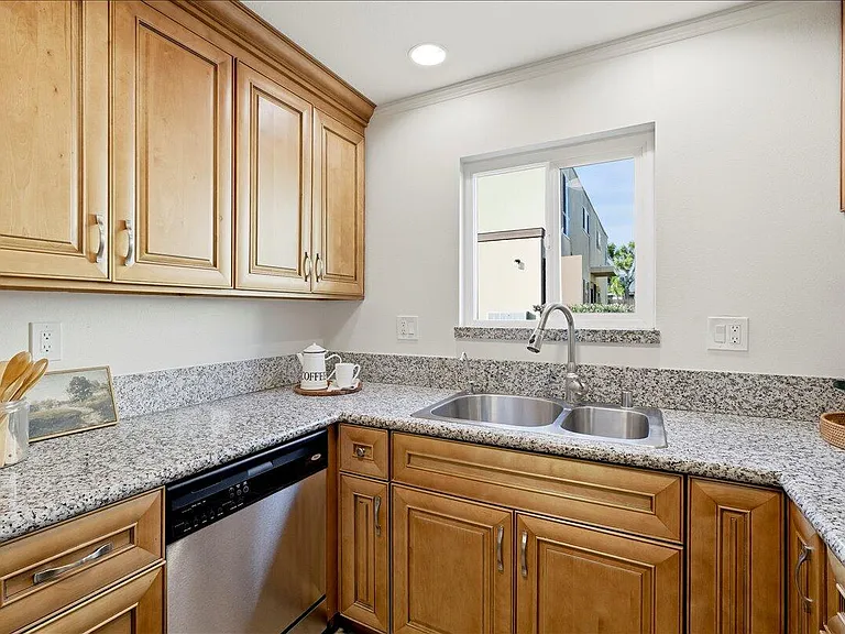 405 Ellwood Beach Dr #B — Photo 7