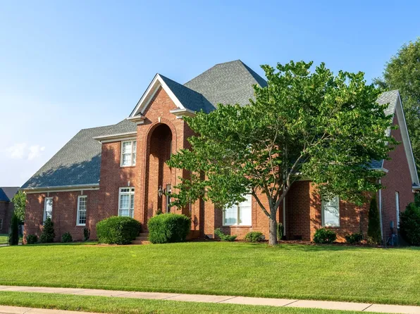 139 Thornwood Pl, Hendersonville, TN 37075