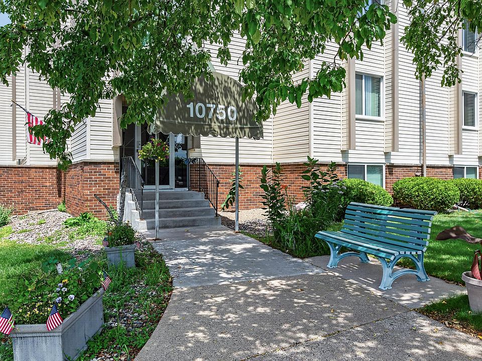 1st image of 10750 Rockford Rd APT 101