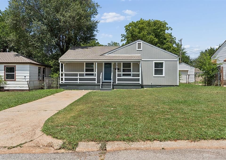 1st image of 3913 SE 24th St