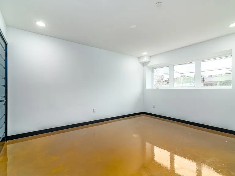 114 Richmond St #2RE — Photo 22