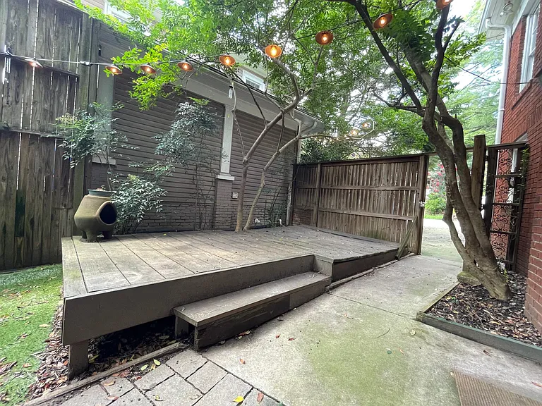 1034 Euclid Ave NE #B — Photo 5