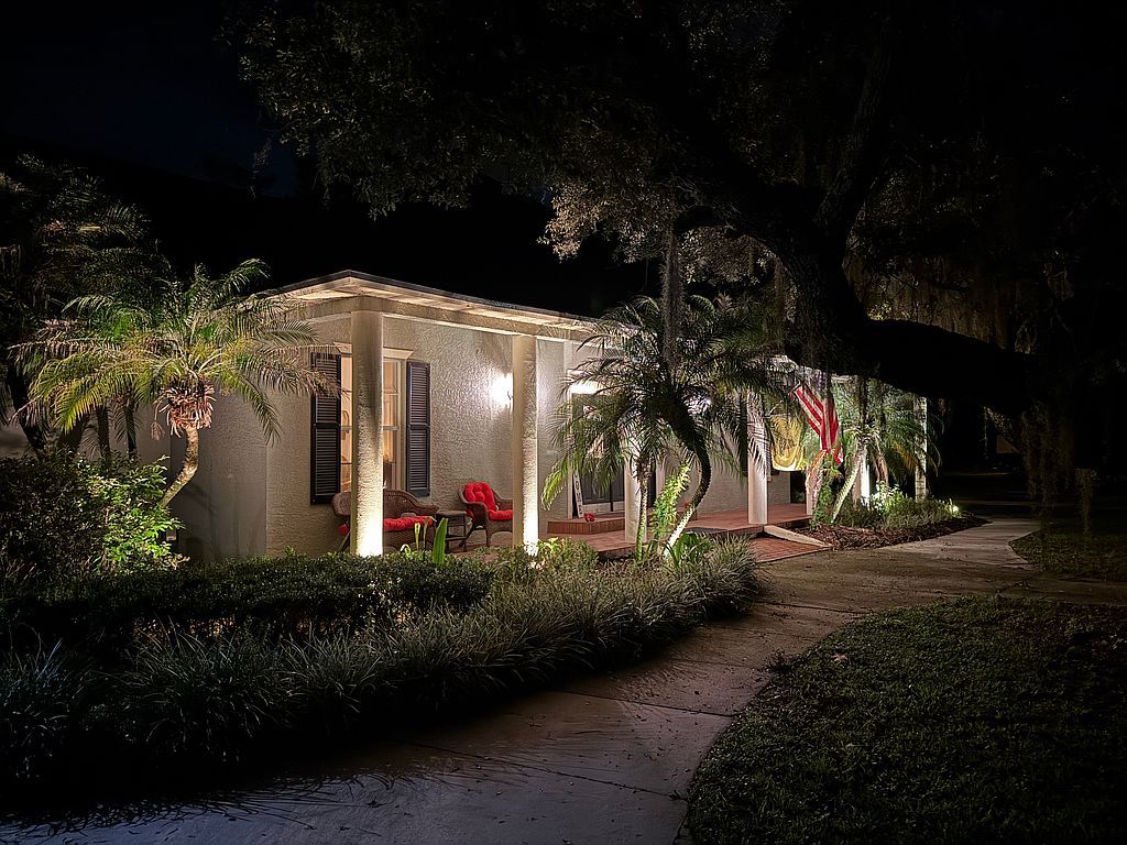 1255 2nd Ave - Property Image