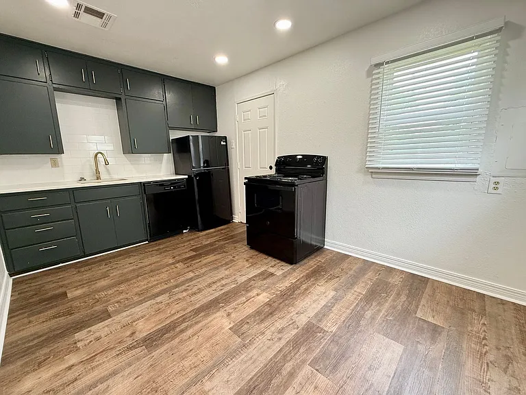 602 Tiffin Ave — Photo 7