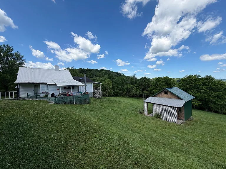 223 Vinegar Hill Rd — Photo 8
