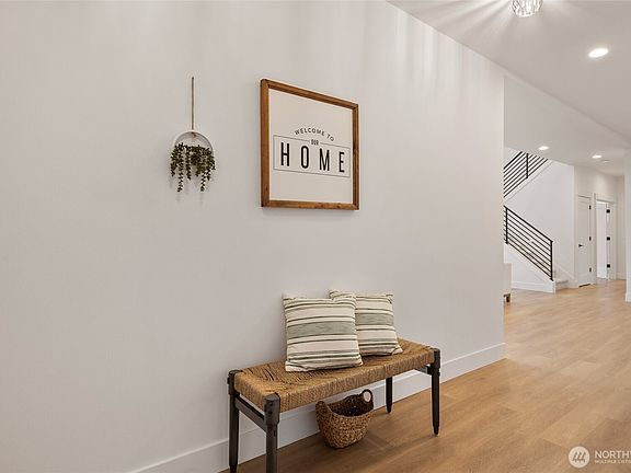 4th image of 11903 Seattle Hill Road #A