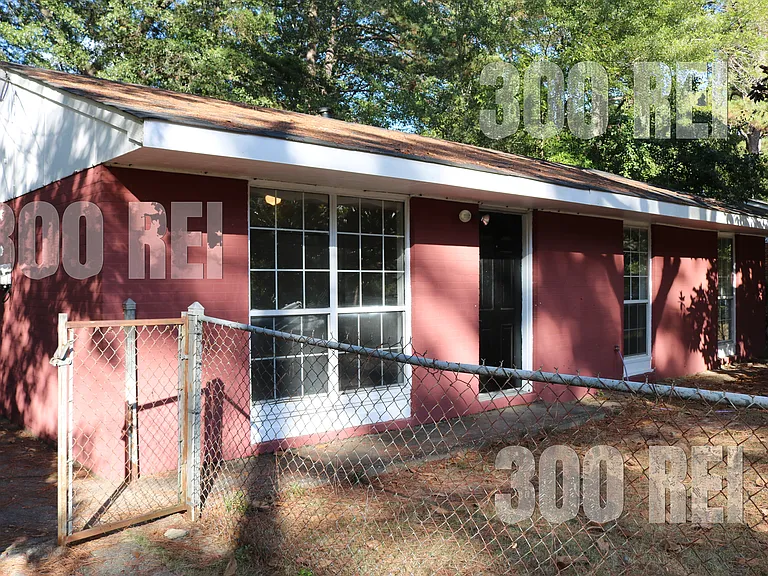 5021 Eton Dr — Photo 2