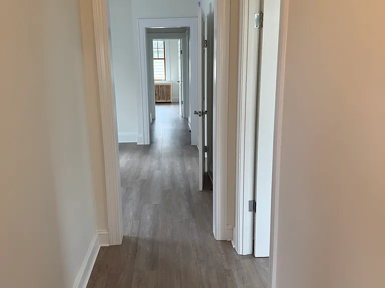 52 Howard Ave #2 — Photo 4