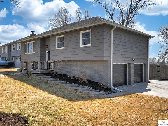 2nd image of 2217 Joyce Cir