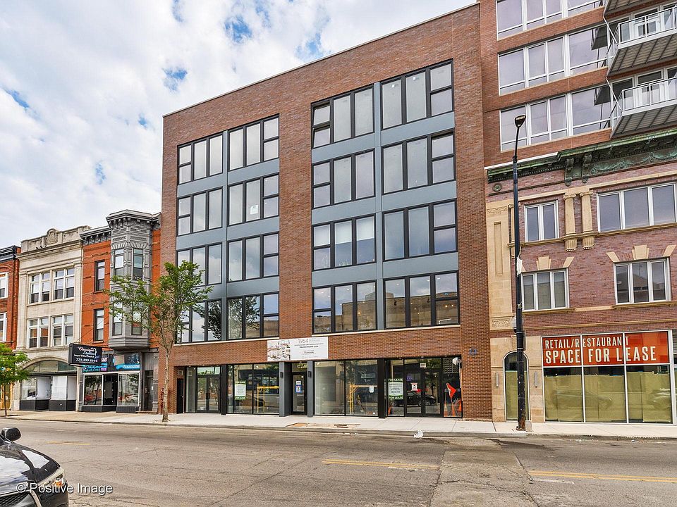 1st image of 1964 N Milwaukee Ave #204