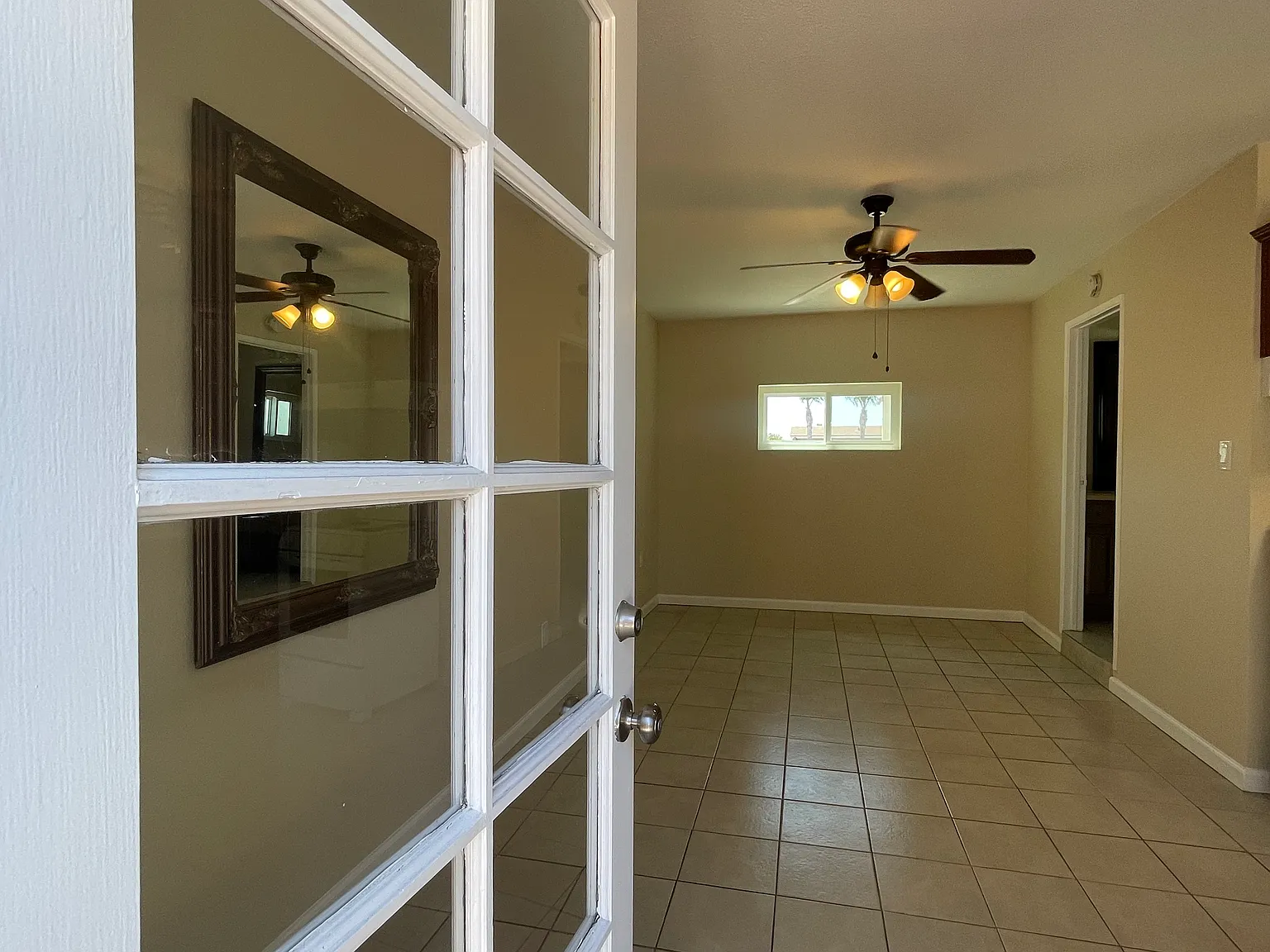 143 N Drexel Ave — Photo 2