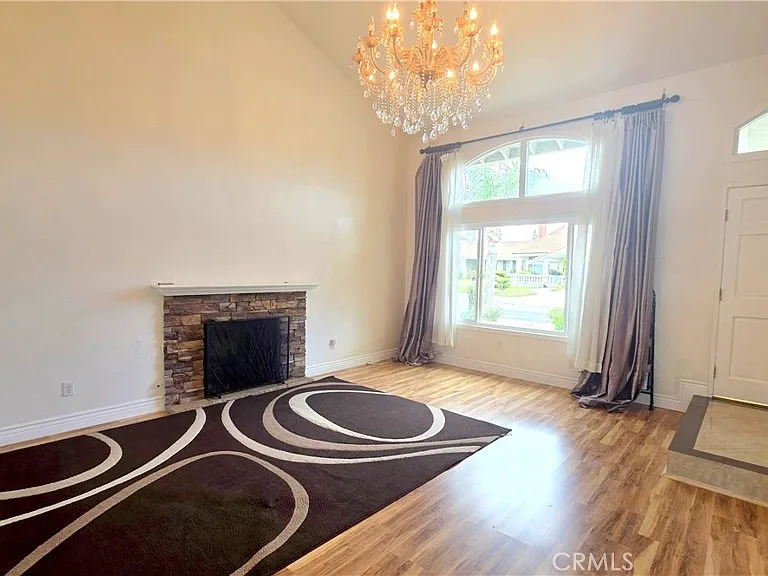 1514 Cronin Dr — Photo 4