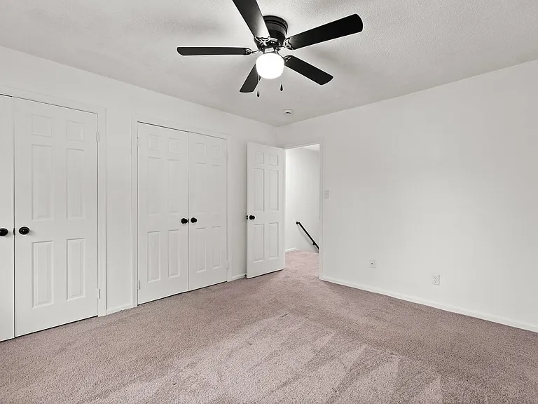 1303 W Meadowview Rd #F — Photo 9