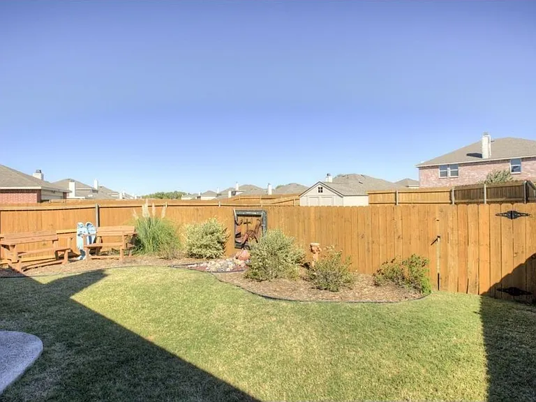2912 Lake Terrace Dr — Photo 22