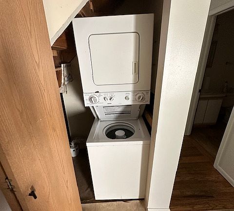 4th image of 30 Warsaw Ave APT 4