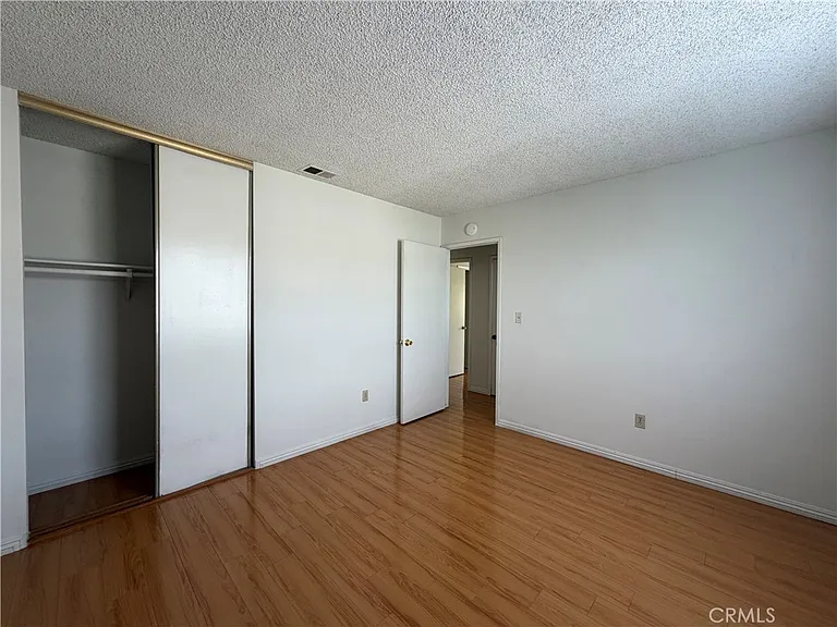 411 S Orange Ave — Photo 13