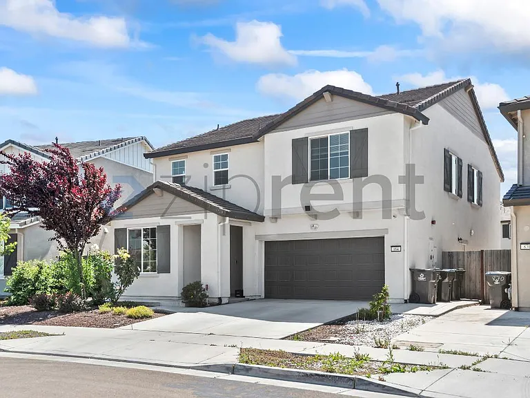 864 Bewick Dr #1 — Photo 2