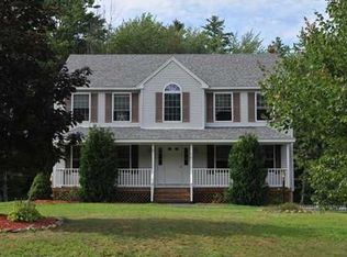 76 Fairview Dr, Wells, ME 04090