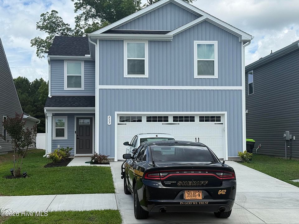 1st image of 517 Bell Creek Avenue NE