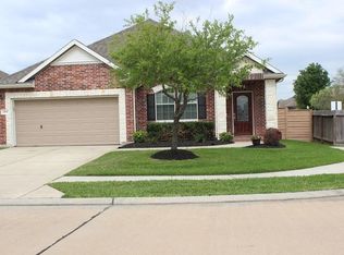 2535 Laughing Gull Cir, Seabrook, TX 77586